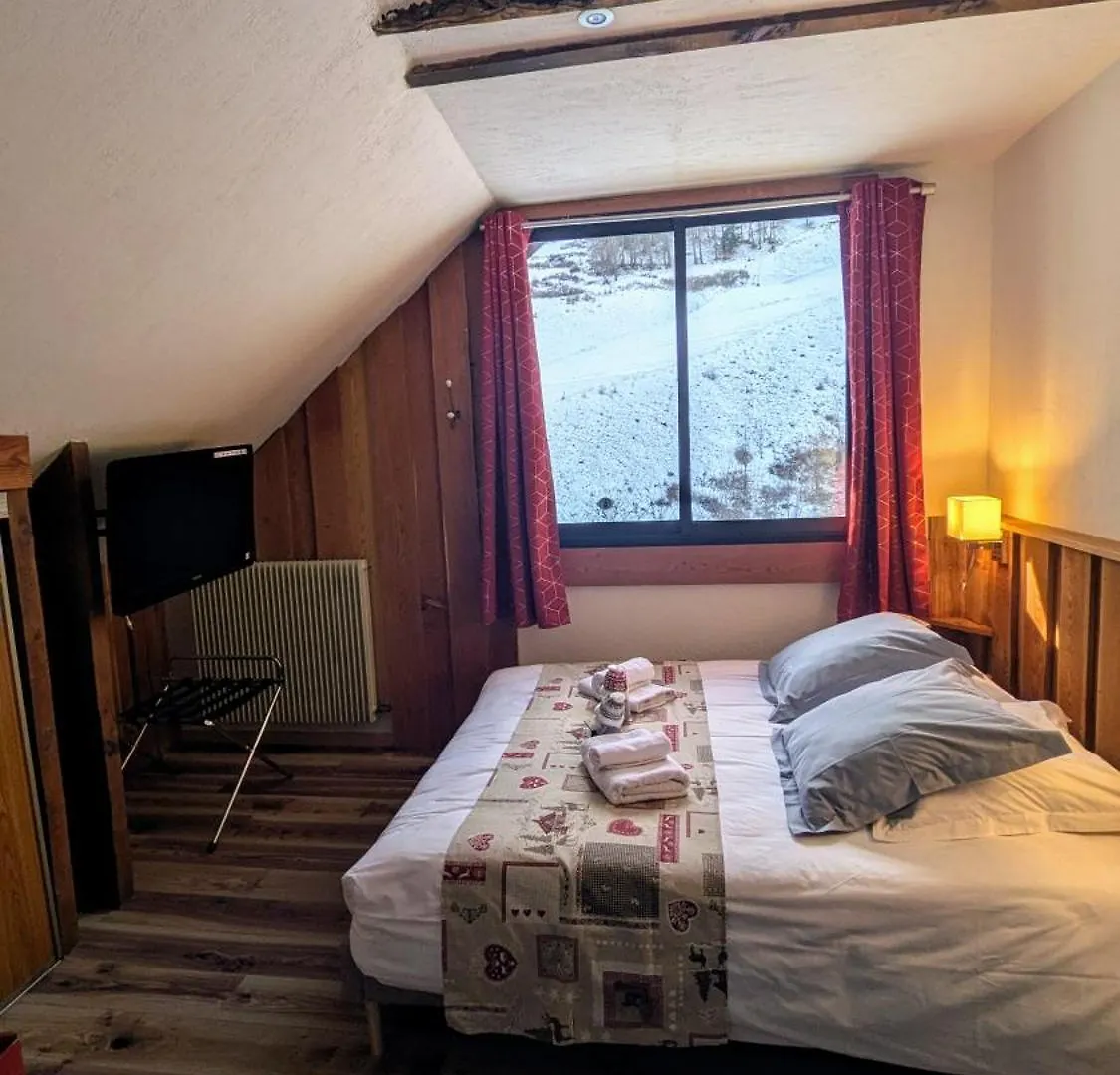 Le Bataclan Hotel Auron